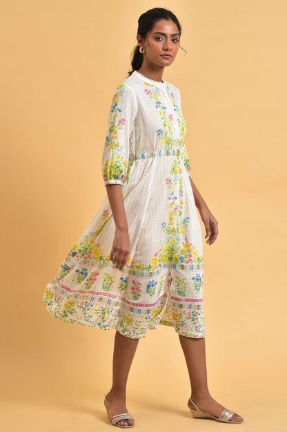 White Floral Summer Vacay Dress - View 2